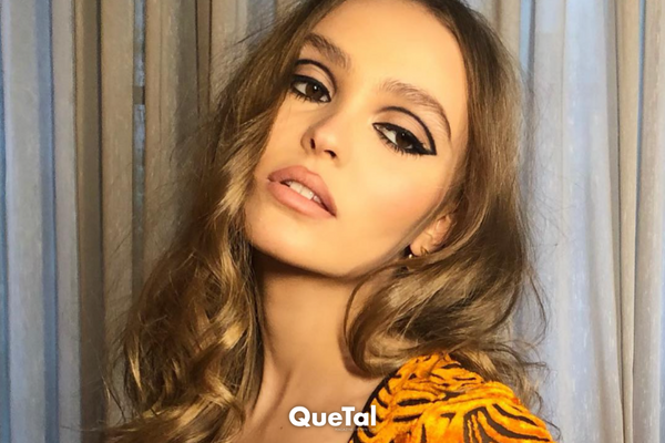 Lily Rose Depp imita un look icónico de una de las ex de su papá